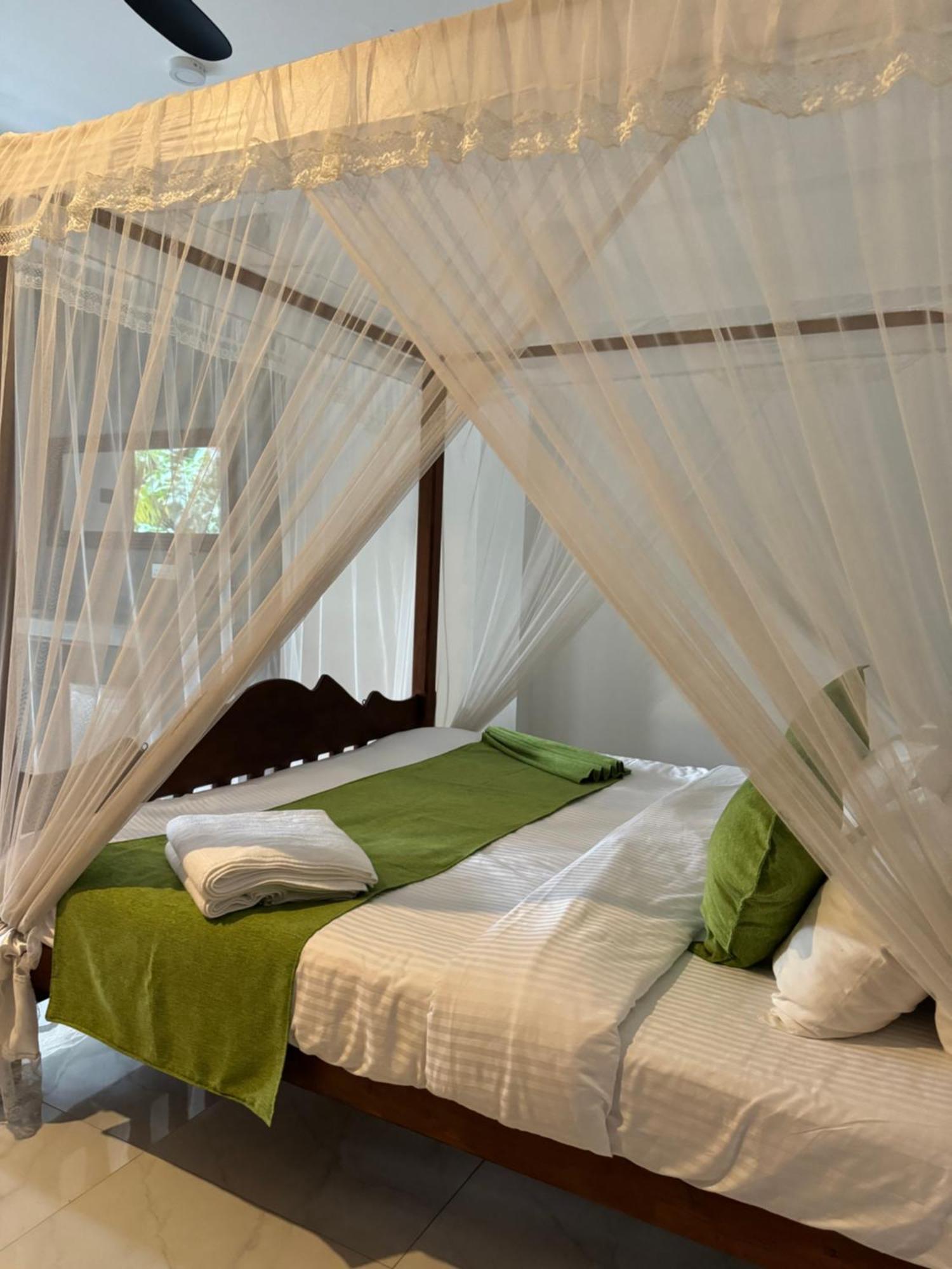 Brinkhouse Guesthouse , Unawatuna Beach Exteriér fotografie